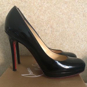 Christian Louboutin pumps 120 patent black 38.5